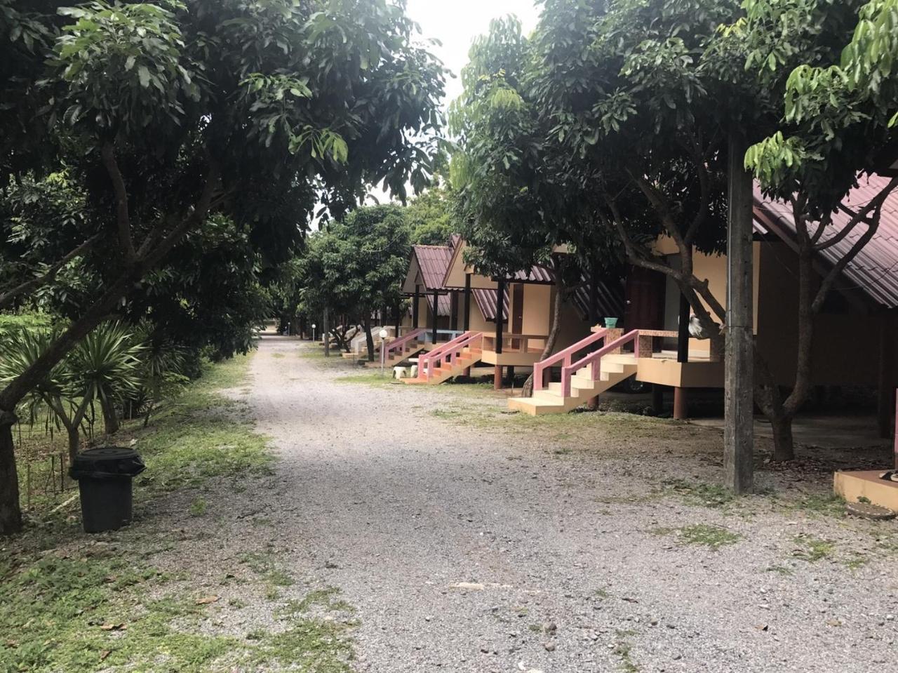梭桃邑Baan Rai Pu Fa别墅 外观 照片